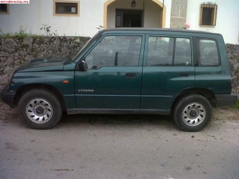 Se vende suzuki vitara 1.9 td largo en buen estado