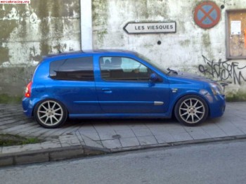 Se vende o se canbia clio sport team 182cv