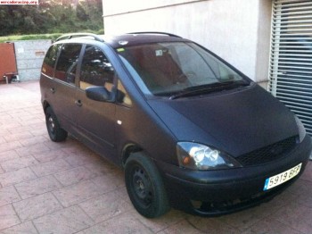 Se vende o se cambia furgoneta 3000€