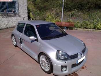 Renault clio v6 phase 2 255cv
