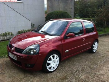 Se vende o cambio renault clio sport 2002