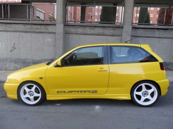 Seat ibiza cupra año 98,muy buen estado,llanta 17,suspension