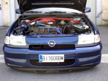 Astra gsi 2.0 8v con extras