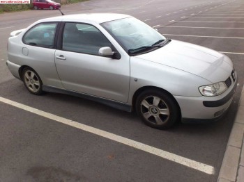 Seat cordoba 1.9 tdi 110cv sport con climatizador 