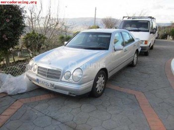/// se vende mercedes e300 td elegance 177cv aut. (4350€) //