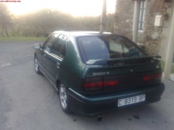 Renault 19 16v fase2 700euros!!!!!