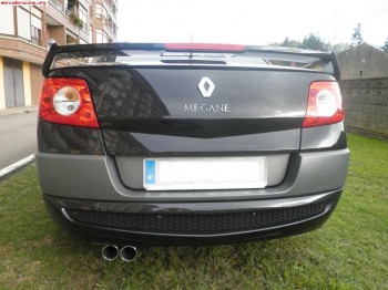 Se vende o cambia megane cc modelo extreme¡