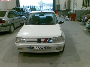 Peugeot 205 rallye