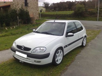 Vendo saxo 16v...impoluto.