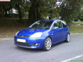 Ford fiesta st 2005 2.0 16v 150cv impecable.