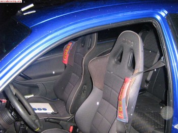 Se venden o se cambia dos mg uno 1.4 16 v 105 cv azul y otro