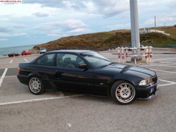 Se vende o cambia 328i por civic eg6 vti 