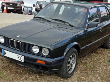 Se vende bmw 320i e30