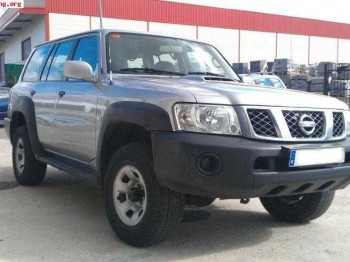 Se vende nissan patrol gr y61 3.0di 2005