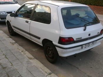 Renault clio 1.9d acepto cambios