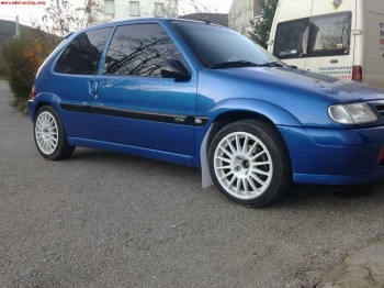 Se vende o se cambia saxo vts!