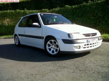 Se vende saxo vts 8v