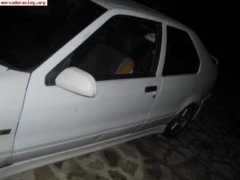 Vendo/cambio renault 19 1.8 16v  90.000km!!!!!!!!!!!