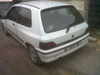Vendo clio 1.8 16v