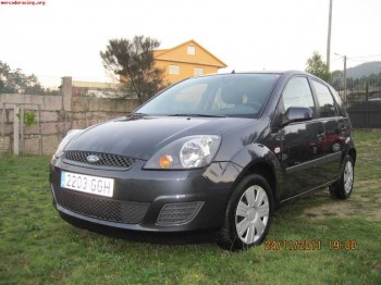 Vendo ford fiesta 1.4tdci, año 2008. 5400€.