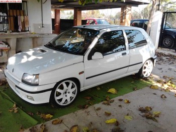 Vendo clio 1.8 16v