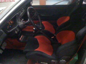 205 gti restaurado y con muchos extras