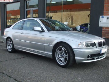 Bmw 323ci      4900e