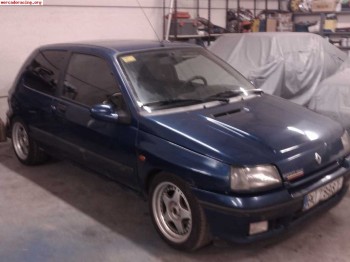 Clio 1.8 16v del 95 f2