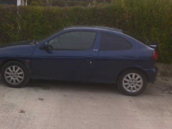 (navarra)   renault megane 1.9 dci año 2001