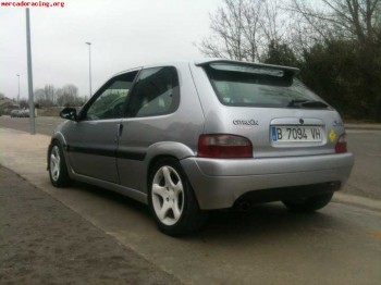 Se vende o cambia citroen saxo vts