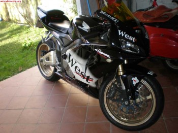 Se cambia  cbr 600 rr del 2006  