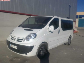 Nissan primastar 150cv 9 plazas