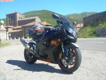 Suzuki gsxr 600 2005 acepto coche