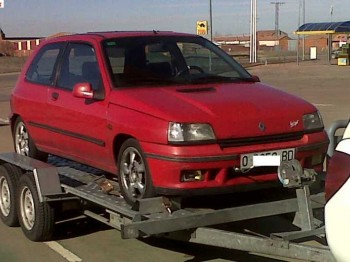 Clio 16v 1500€ negociables