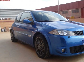 Megane f1 team.   vendo / cambio