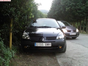 Se vende o cambio clio swap 1.4 a sport 182 3.500 euros