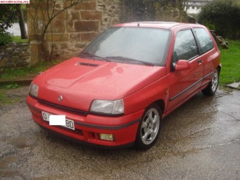 Clio 16v 2000€ negociables!! con todos los extras