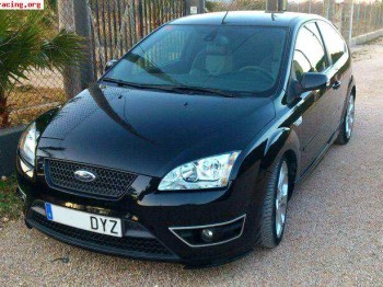 Vendo focus st 225