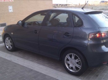 Seat ibiza 2007 gris