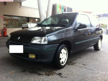 Vendo clio 1.7 s 800€