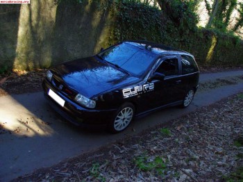 Se vende o cambia seat ibiza 2.0 gti 16v cupra -97