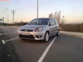 Vendo o cambio ford fiesta regalado con 55.000 kms