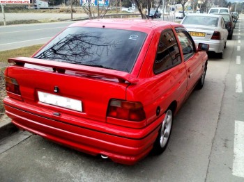 Ford escort 1.6i s 91  1000€