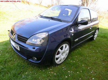 Clio sport  6999 e flaman