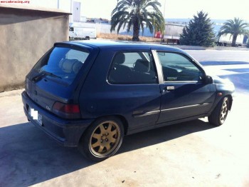 Clio williams