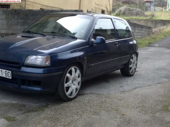 Vendo clio 16v y despiece megane williams(asturias)