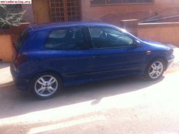 Se cambia o se vende fiat bravo 2.0 20v hgt