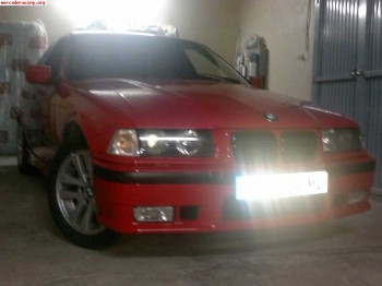 Bmw 318i se vende o se cambia