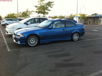 Bmw m3 321cv azul electrico