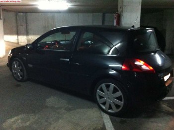Se vende o se cambia megane sport